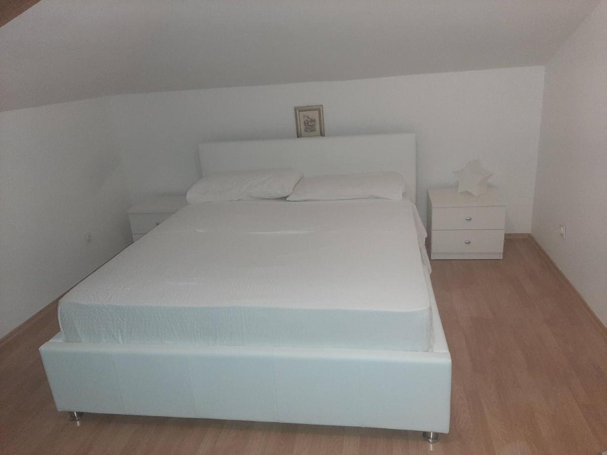 Appartement Mara *